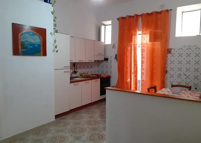 Domus Apollo * 利帕里