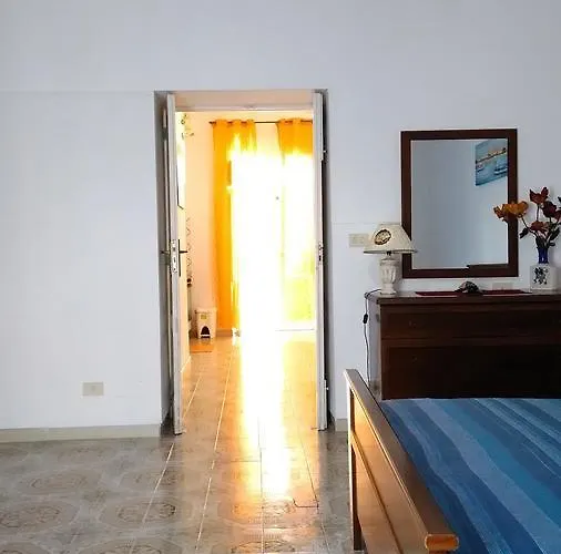 Domus Apollo 公寓 利帕里